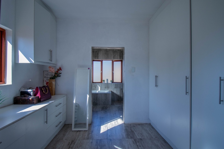 3 Bedroom Property for Sale in Xanadu North West